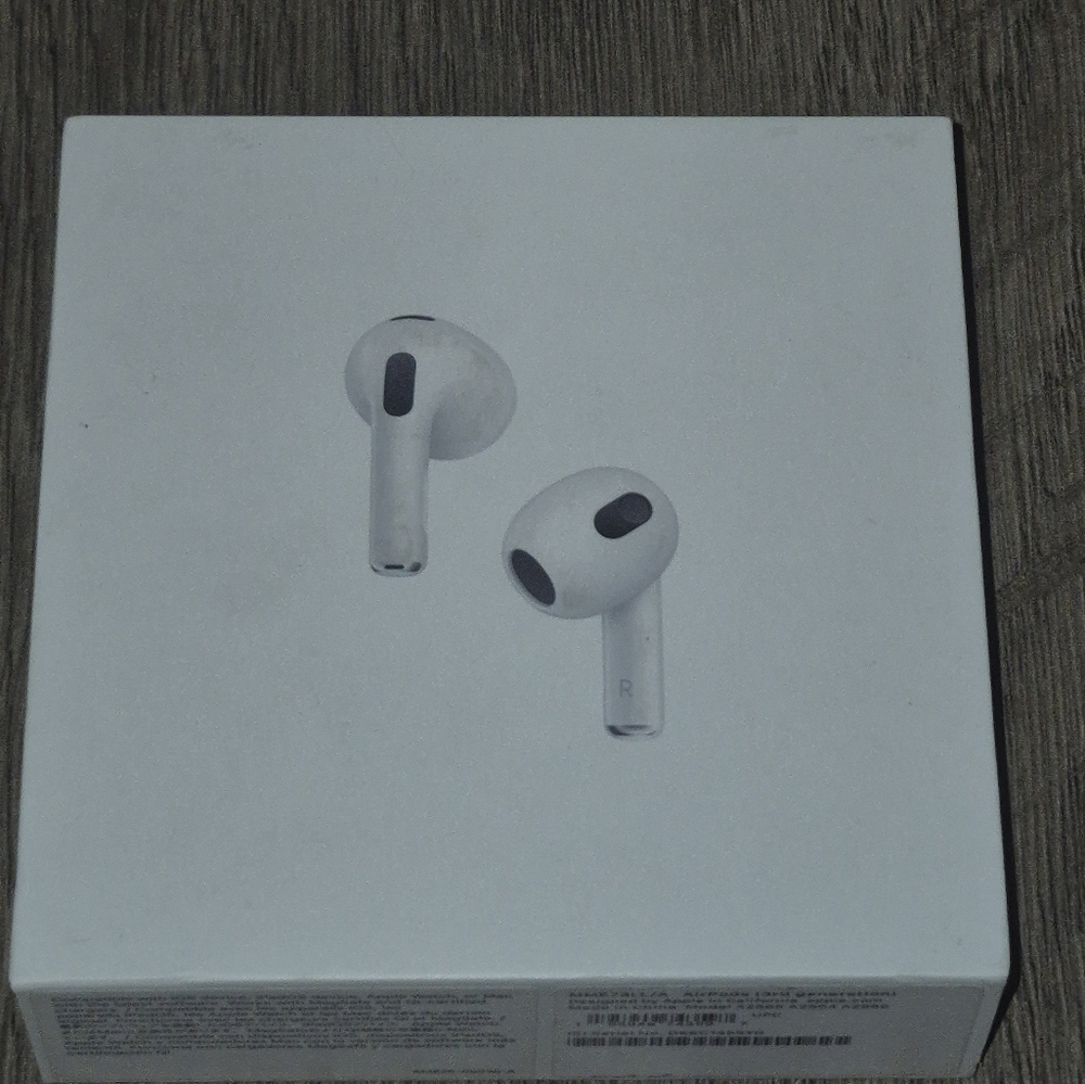 Apple White Earbud Headphones